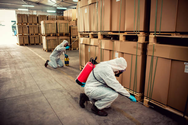 Best Commercial Pest Control Services  in Litchfield, IL